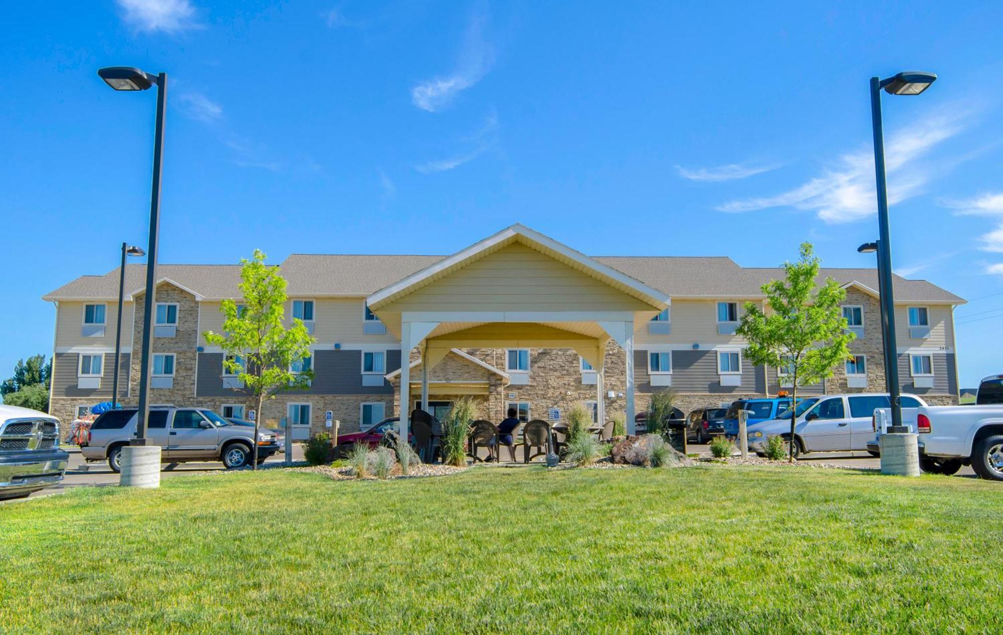 My Place Hotel-Dickinson, Nd Exterior photo